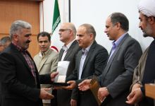 گزارش تصویری از مراسم تقدیر از کارمند نمونه در دانشگاه صنعتی شاهرود
